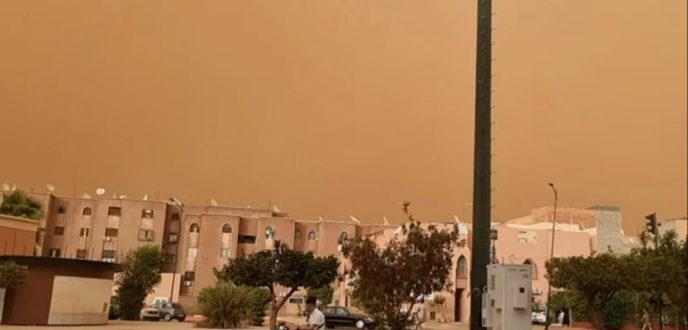 مديرية الأرصاد الجوية توضح أسباب الأمطار المصحوبة بتناثر الغبار