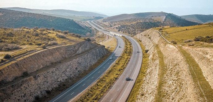 مجلة عالمية تسلط الضوء على أهم الطرق السريعة المزمع إنجازها بالمغرب خلال 2024