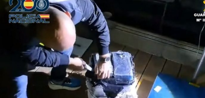 تعاون أمني مغربي اسباني يسفر عن تفكيك شبكة دولية لتهريب الكوكايين