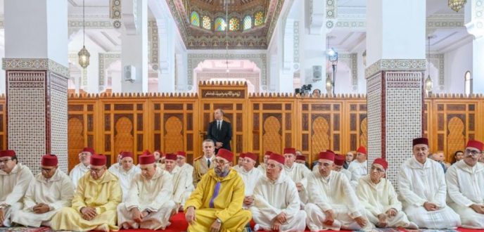 الملك محمد السادس يأمر بفتح 43 مسجدا في وجه المصلين