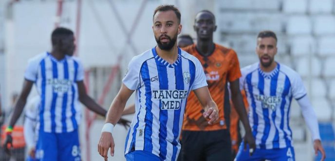 إتحاد طنجة يحتج على الأخطاء التحكيمية في مباراته ضد نهضة بركان