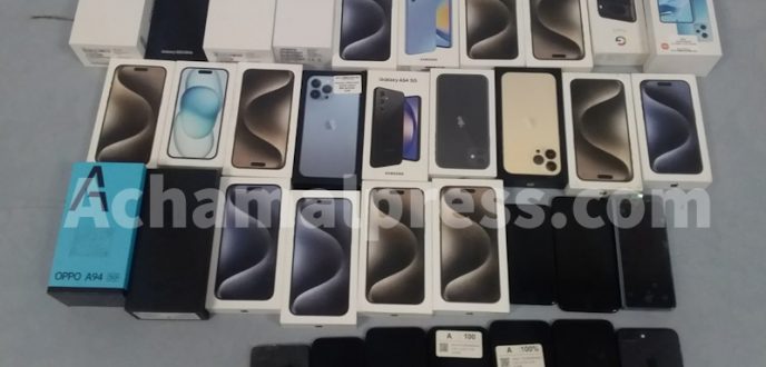 إحباط محاولة التهريب هواتف ذكية بمعبر باب سبتة