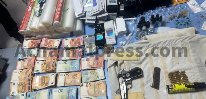 حجز سلاح ناري ورصاص حي بمعبر باب سبتة المحتلة