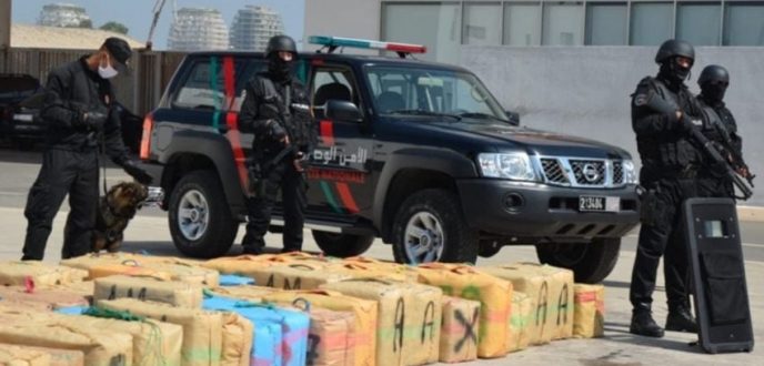 إحباط محاولة تهريب أزيد من ثلاثة أطنان من المخدرات وتوقيف ثلاثة متورطين