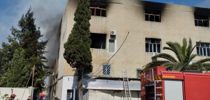حريق بمصنع للنسيج بالمنطقة الصناعية “مغوغة” يخلف خسائر مادية كبيرة