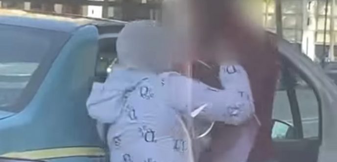 أمن طنجة يوقف سائق طاكسي ظهر في شريط فيديو يعنف راكبة
