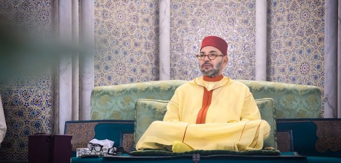 جلالة الملك يعزي أفراد أسرة المرحوم الفنان محمد الشوبي