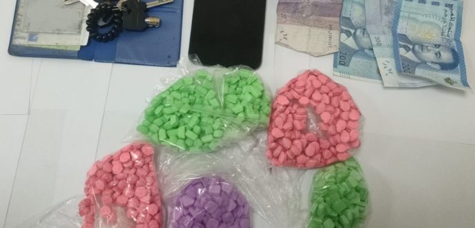ايقاف شخص بطنجة لتورطه في حيازة وترويج المخدرات والمؤثرات العقلية