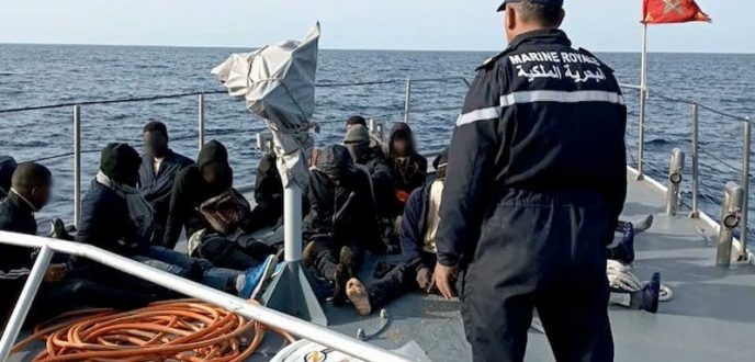اعتراض قارب على متنه 133 مرشح للهجرة السرية