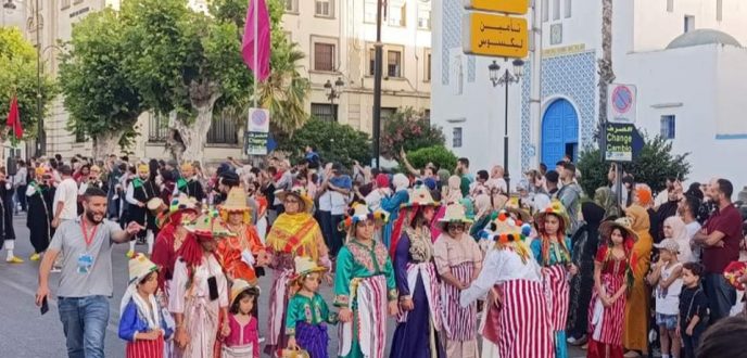 العرائش .. كرنفال بهيج في افتتاح الدورة الثالثة من مهرجان البحر