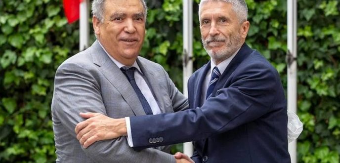 وزير الداخلية الإسباني يشيد بالتزام جلالة الملك بتنمية المغرب وتقدمه