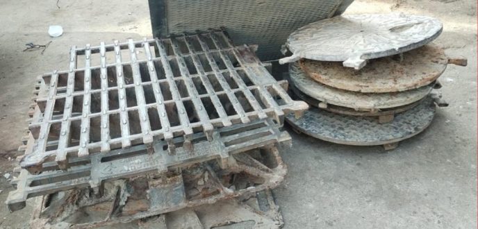 أمن طنجة يفكك عصابة اجرامية متخصصة في سرقة بلوعات الصرف الصحي