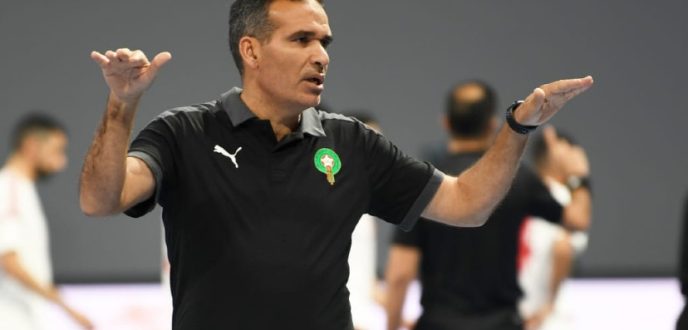 هشام الدكيك.. مهندس الطفرة التي تشهدها كرة القدم داخل القاعة في المغرب