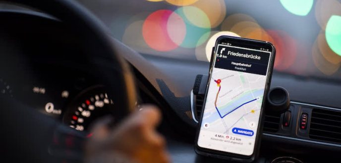 الحكومة تتجه الى تقنين التطبيقات الذكية في النقل