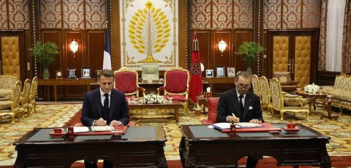جلالة الملك والرئيس ماكرون يوقعان الإعلان المتعلق بالشراكة الاستثنائية الوطيدة بين المغرب وفرنسا