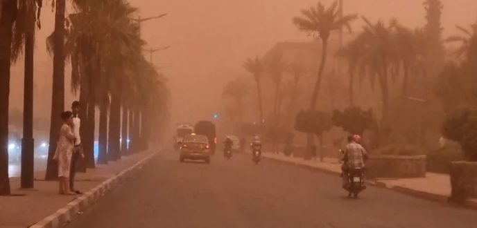 نشرة إنذارية: هبات رياح قوية مع تطاير للغبار مرتقبة غدا الخميس بعدد من أقاليم المملكة