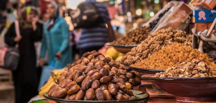 الداخلية تؤكد المراقبة الحازمة للأسعار وتطمئن بخصوص وفرة المواد خلال رمضان