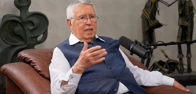 المحكمة الدستورية تصرح بشغور مقعد الراحل بن عيسى في مجلس المستشارين