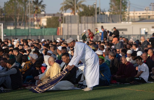 بلدية إسبانية تمنع الشعائر الإسلامية في الفضاءات العامة