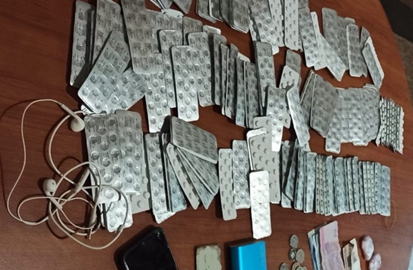 كمين أمني بمحطة القطار بطنجة يسفر عن حجز 3060 قرصا مهلوسا