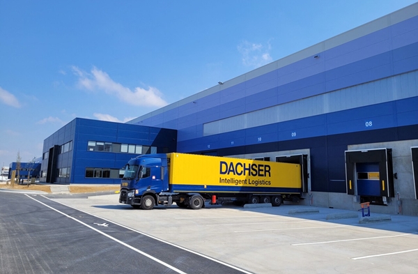 “داكسر” تطلق مشروعا لوجستيا حديثا بطنجة المتوسط باستثمار 325 مليون درهم