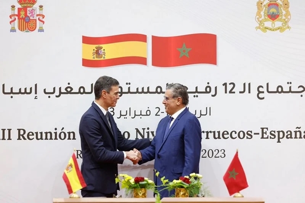 صحيفة إسبانية: الهجرة والأمن من المحاور الرئيسية في الاجتماع المرتقب بين المغرب وإسبانيا