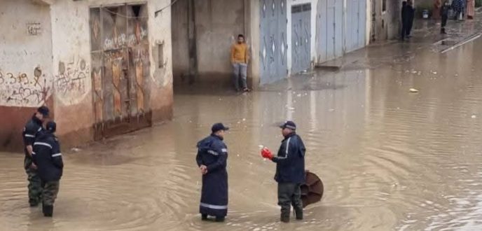 استنفار بالقصر الكبير تحسبًا لارتفاع منسوب وادي اللوكوس بسبب التساقطات المطرية