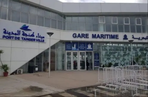 تفكيك خيوط شبكة فساد بميناء طنجة والاشتباه في تورط 24 شخصا بينهم شرطيون وموظفون عموميون
