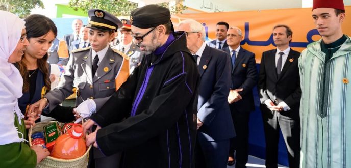 جلالة الملك يعطي بسلا انطلاقة العملية الوطنية “رمضان 1447” التي سيستفيد منها أزيد من 4,3 ملايين شخص