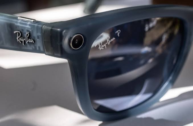 “ميتا” تعتزم إطلاق نظارات ذكية جديدة لمستخدمي العدسات الطبية