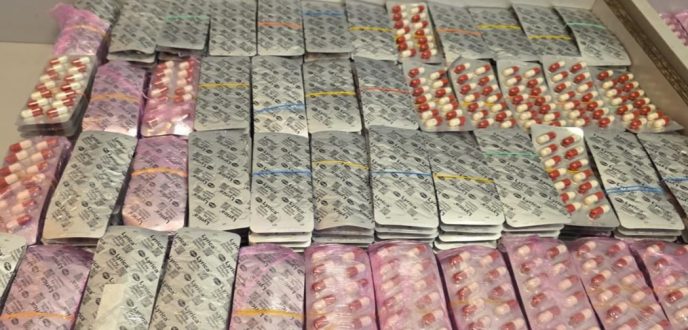 يقظة أمنية تُسقط محاولة تهريب 17 ألف قرص مهلوس عبر ميناء طنجة المتوسط