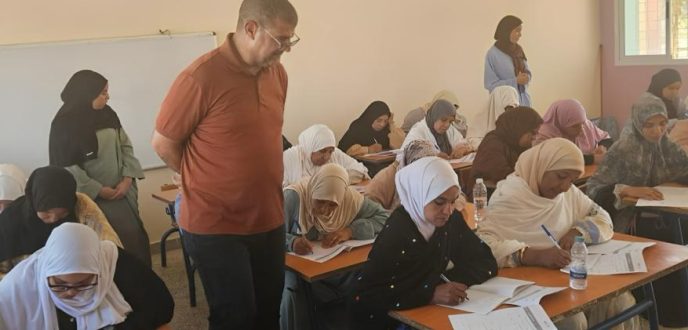 الوكالة الوطنية لمحاربة الأمية تشرف لأول مرة على الامتحانات الإشهادية للمستفيدين من برامجها