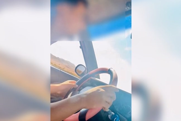 thumb2