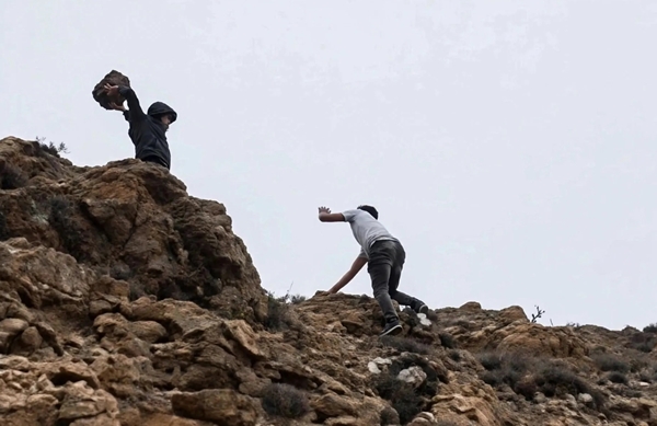 جمعية حقوقية تطالب بفتح تحقيق في ادعاءات الاعتداء على مرشح للهجرة السرية بتطوان