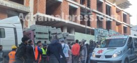 سقوط حمولة من القوالب الإسمنتية ينهي حياة عامل ويصيب آخر بطنجة
