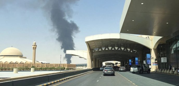 السعودية تعلن وفاة مغربية وجزائرية وإصابة العشرات في هجوم حوثي استهدف مطارين